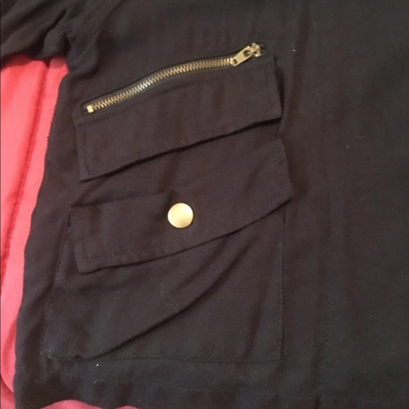 black sweater - Picture 6 of 6